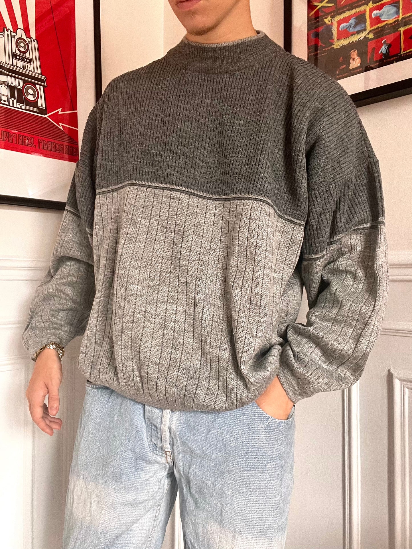 Oversized vintage 80s pull size L