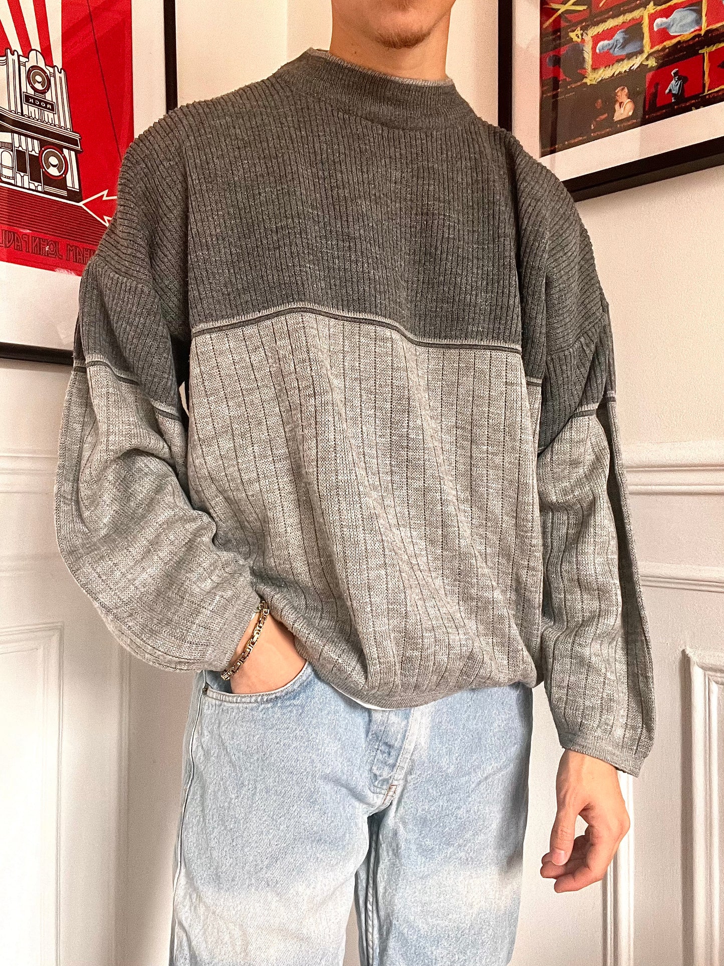 Oversized vintage 80s pull size L