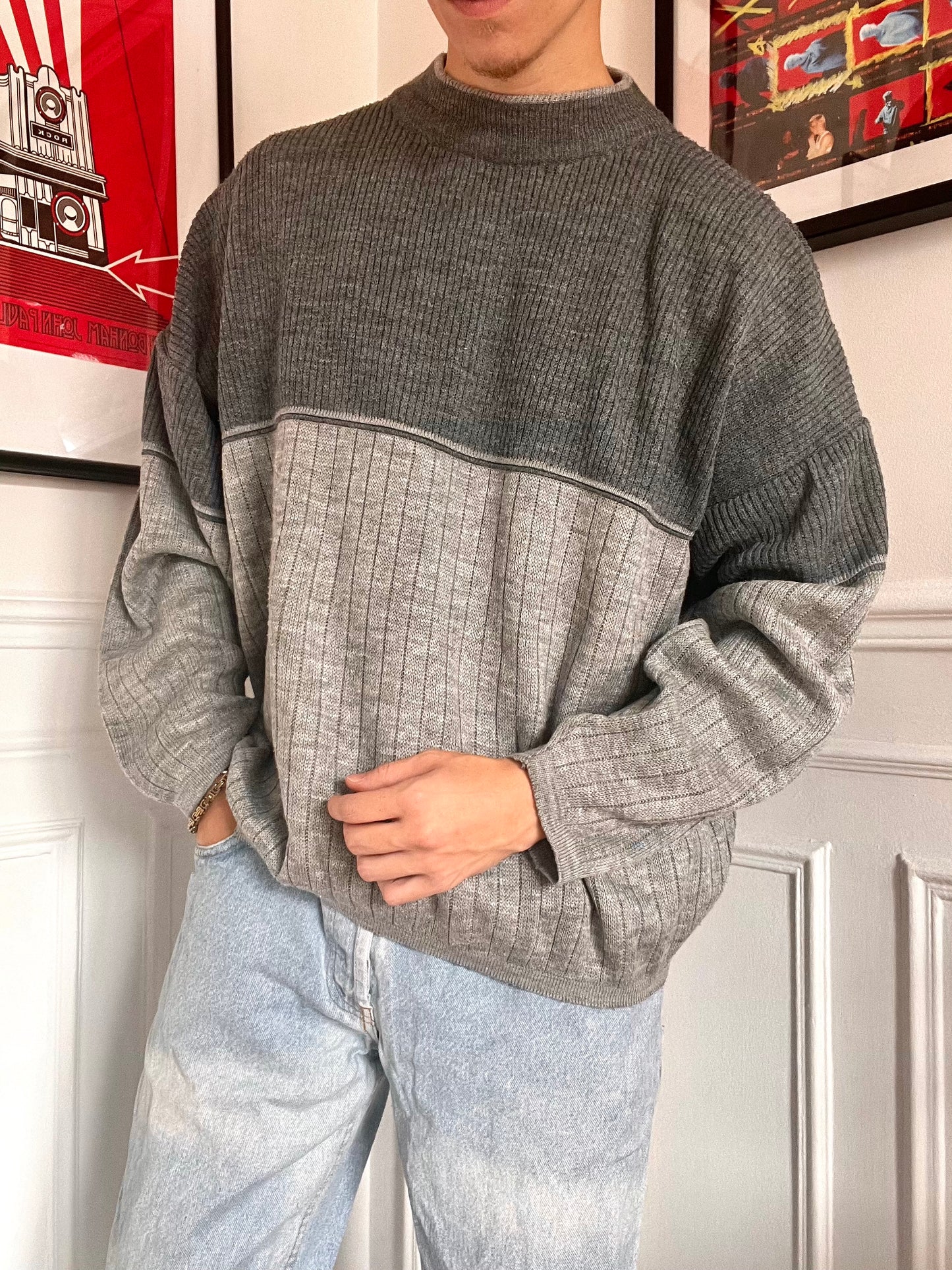 Oversized vintage 80s pull size L